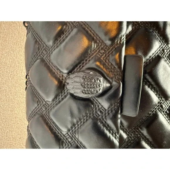 Quilted Black Shoulder Bag – Bird-Head Clasp, Chain Strap - Picture 7 of 8